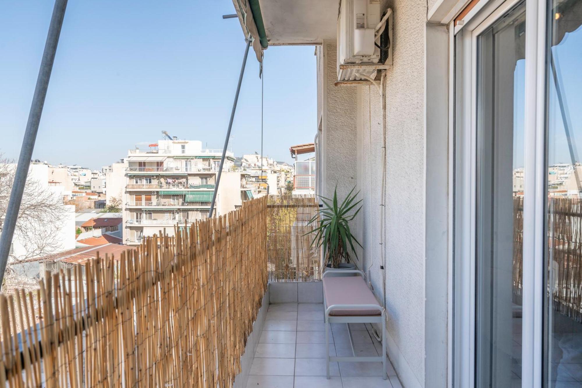 City Oasis: Newly Renovated 2Br Apt In City Center Athén Kültér fotó