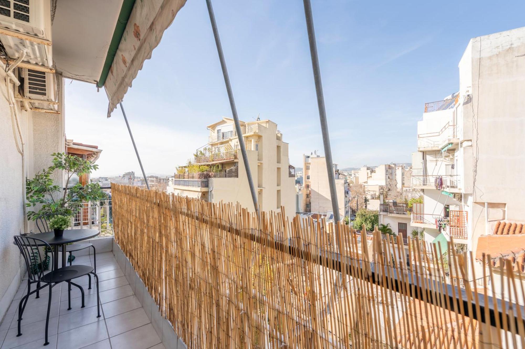 City Oasis: Newly Renovated 2Br Apt In City Center Athén Kültér fotó
